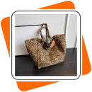 Bolsa Feminina Grande Leopardo, Ombro e Mão, Casual e Estilosa