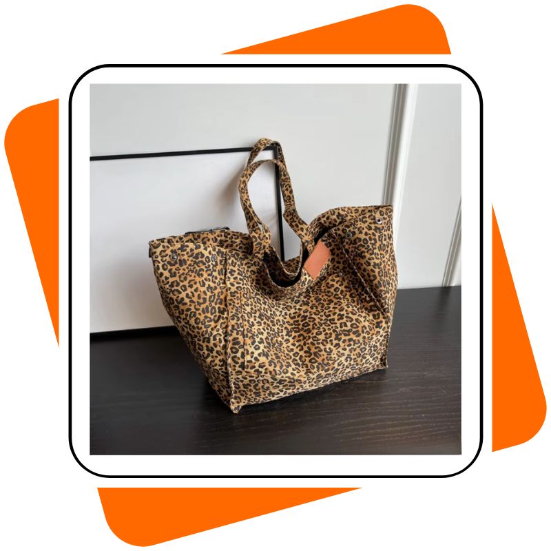 Bolsa Feminina Grande Leopardo, Ombro e Mão, Casual e Estilosa