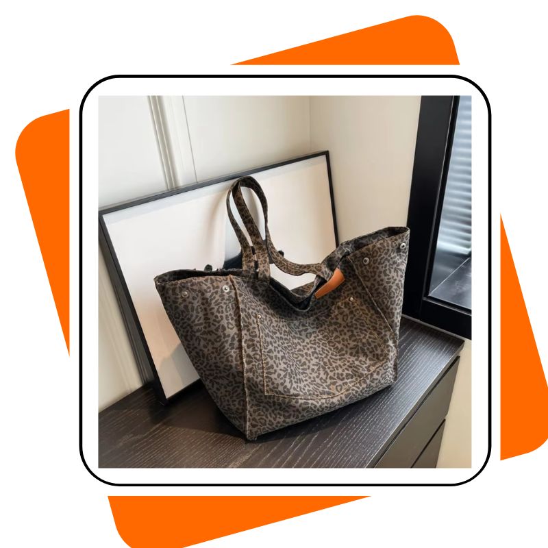 Bolsa Feminina Grande Leopardo, Ombro e Mão, Casual e Estilosa