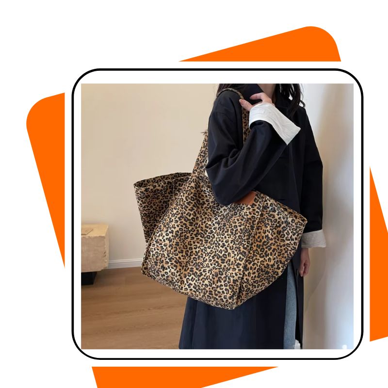 Bolsa Feminina Grande Leopardo, Ombro e Mão, Casual e Estilosa