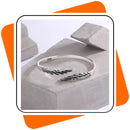 Bracelete e, ou, Anel de Metal Prateados Feminino