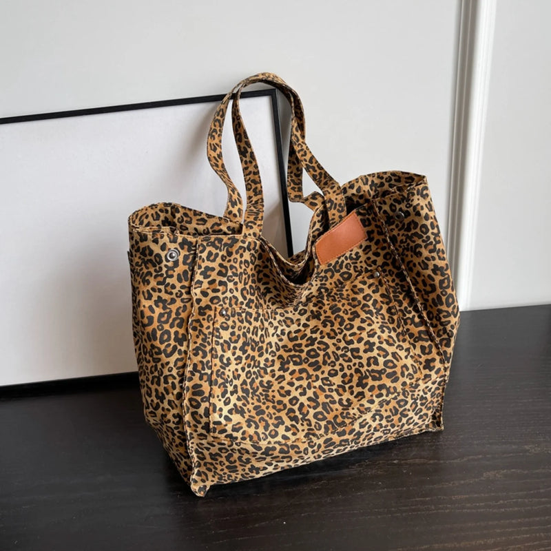 Bolsa Feminina Grande Leopardo, Ombro e Mão, Casual e Estilosa